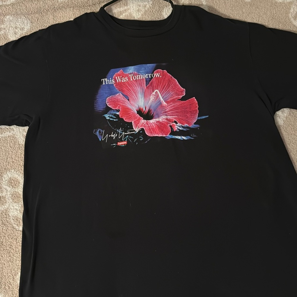 Supreme, Size L, won’t a few times, in great condition